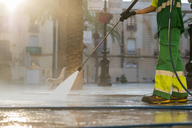 Best Garage Pressure Washing  in Saline, MI