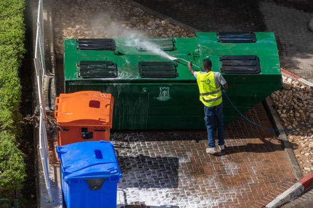 Best Concrete Pressure Washing  in Saline, MI